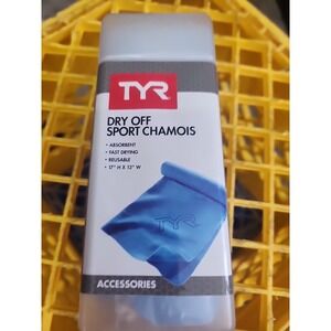TYR Dry‎ Off Sport Towel Blue 17" x 13" w/ case, fast drying for Reuse, NIP